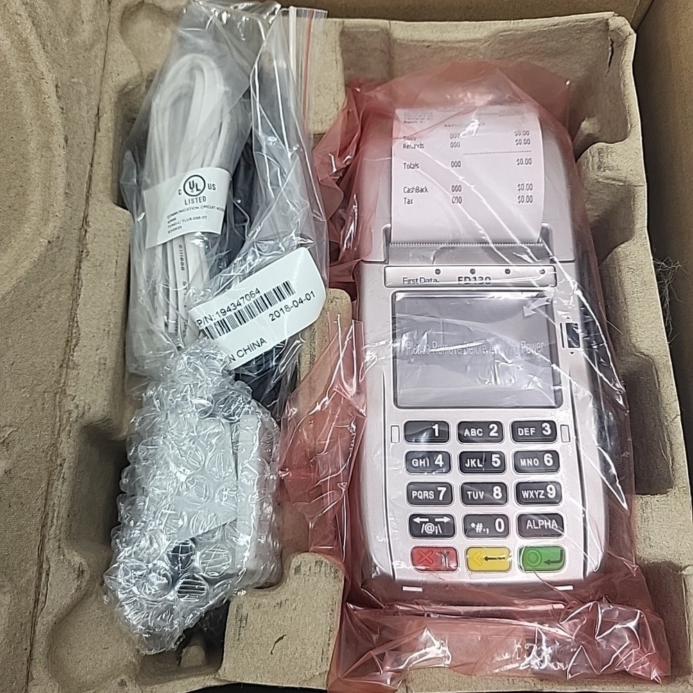 First Data FD130T Credit Card Terminal POS Card Reader, NEW