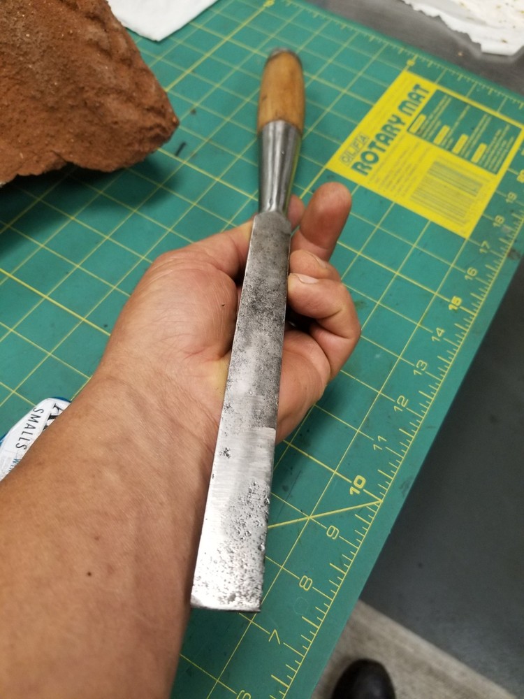 Vintage 3/4'' V Bevel Edge Socket Carpenter Chisel Wood 14"