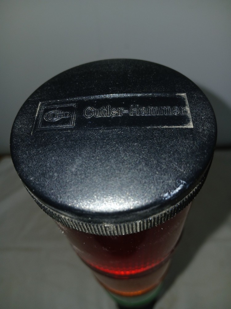 Cutler-Hammer E26BL SER A2 Stack Light. Used. Free Shipping.