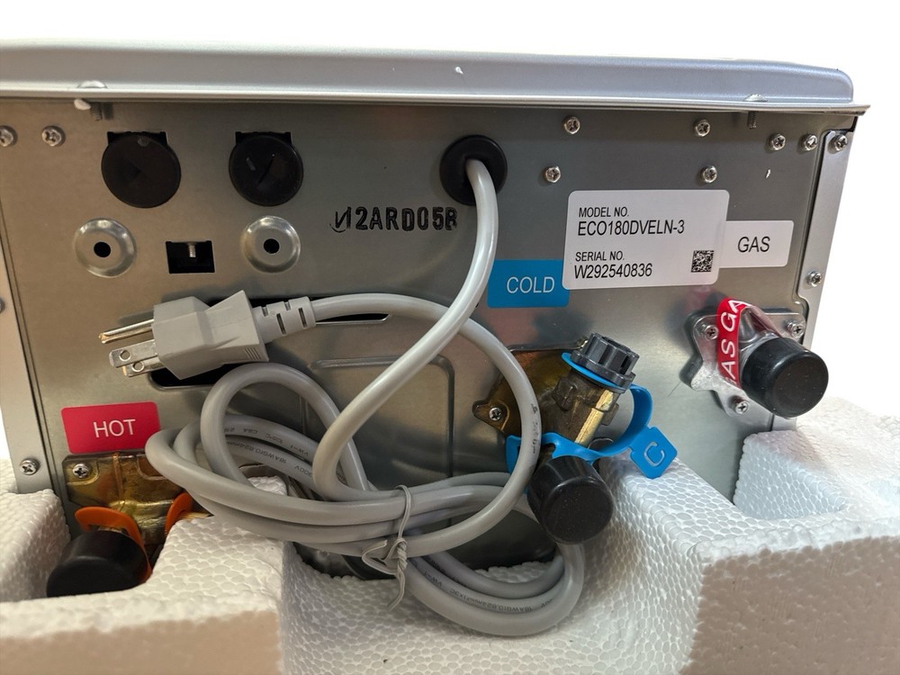 RHEEM Performance Plus Natural Gas Indoor Tankless Water Heater EC0180DVELN-3