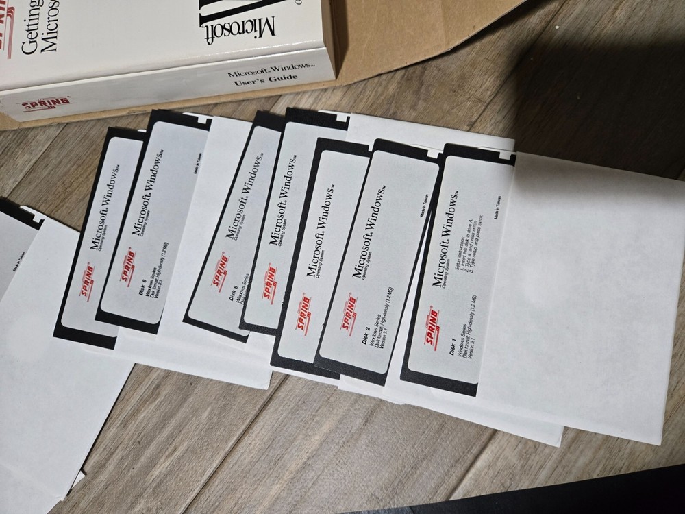 Microsoft Windows Version 3.1 1992 Spring Release 5.25" Disks Big Box Manual