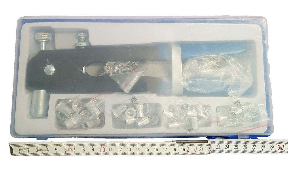 “Nut Rivet Gun Kit with Assorted Rivnuts – Manual Riveter Tool Set in Case”