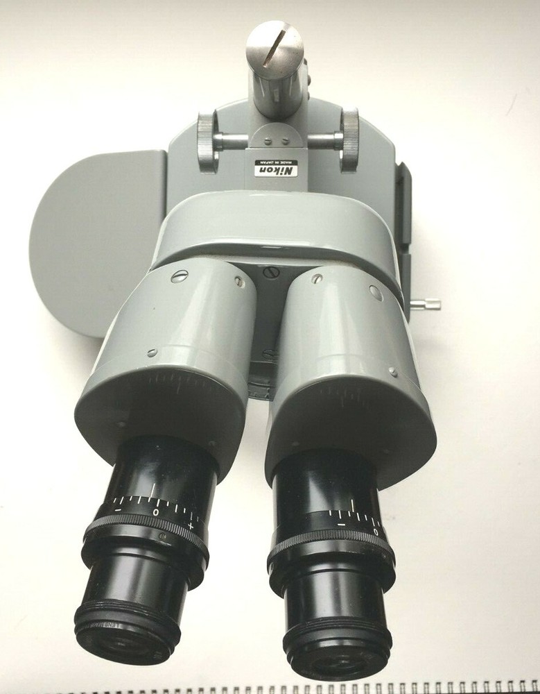Nikon stereo magnification