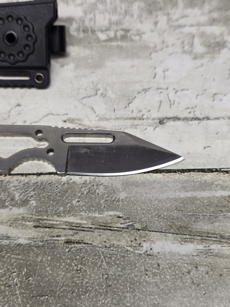 SOG INSTINCT MINI FIXED BLADE TACTICAL NECK KNIFE & KYDEX SHEATH