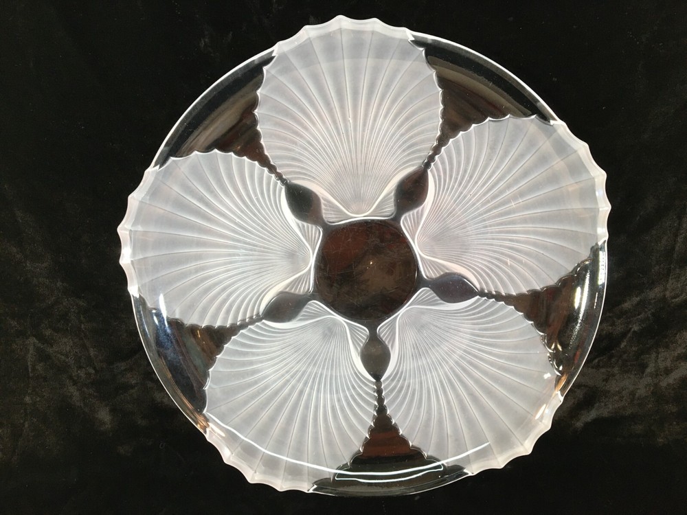 GORHAM 15" Round Crystal Frosted Glass Shell Platter