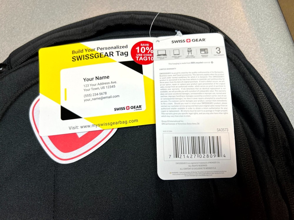 Swiss Gear 3573 Compact Laptop Backpack Black