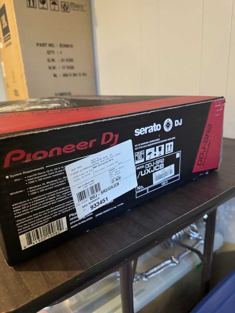 Pioneer DDJ-SR Digital DJ Controller
