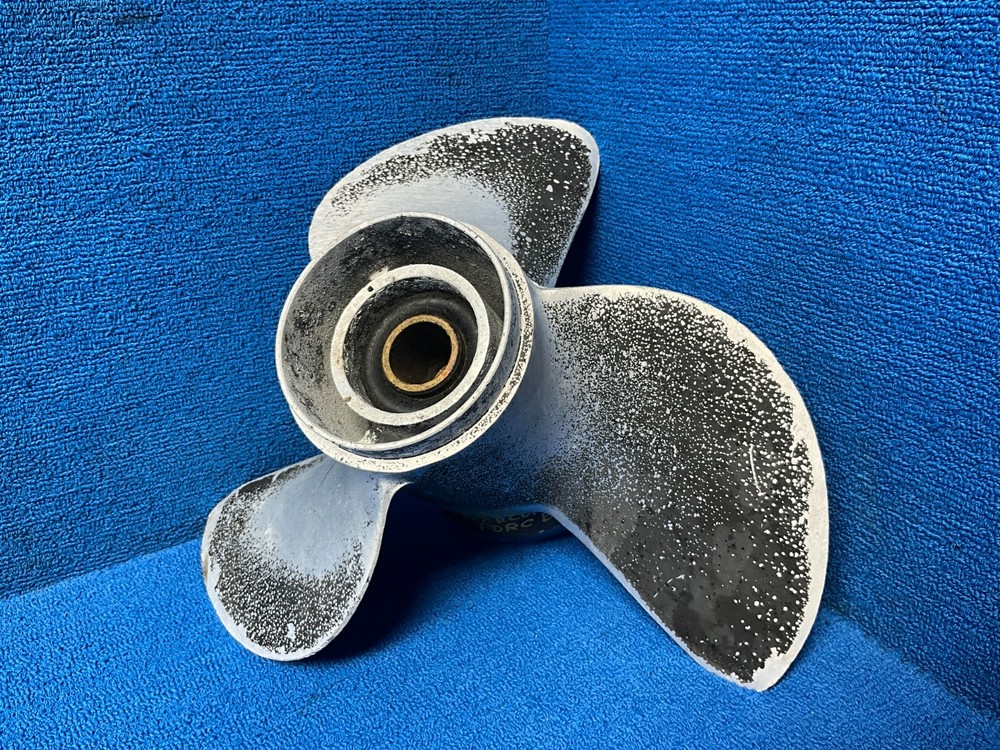 90 MERCURY FORCE FAN PROPELLER OEM