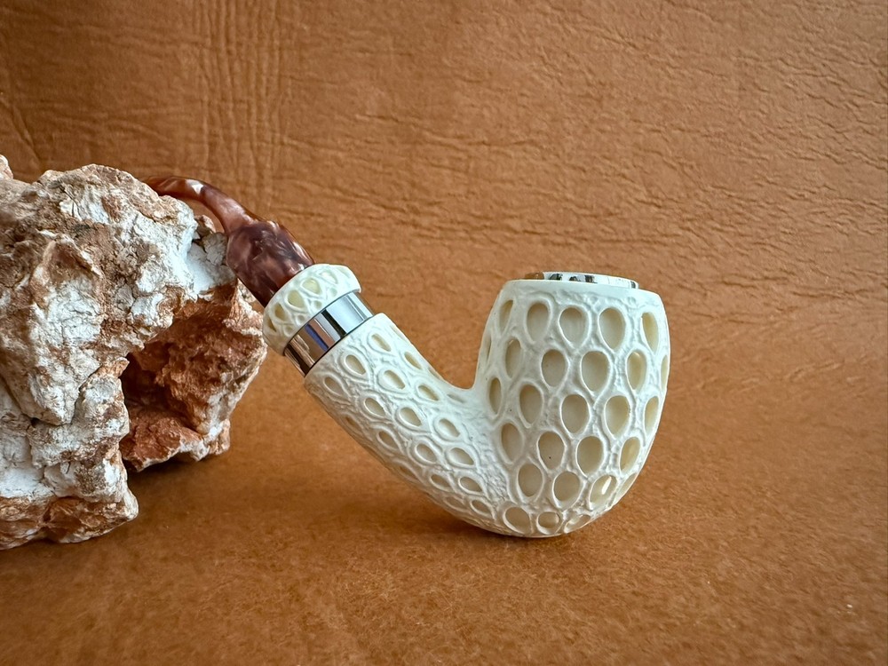 Meerschaum Pipe Hidden Reverse Calabash Exclusive Shape with Fitted Case