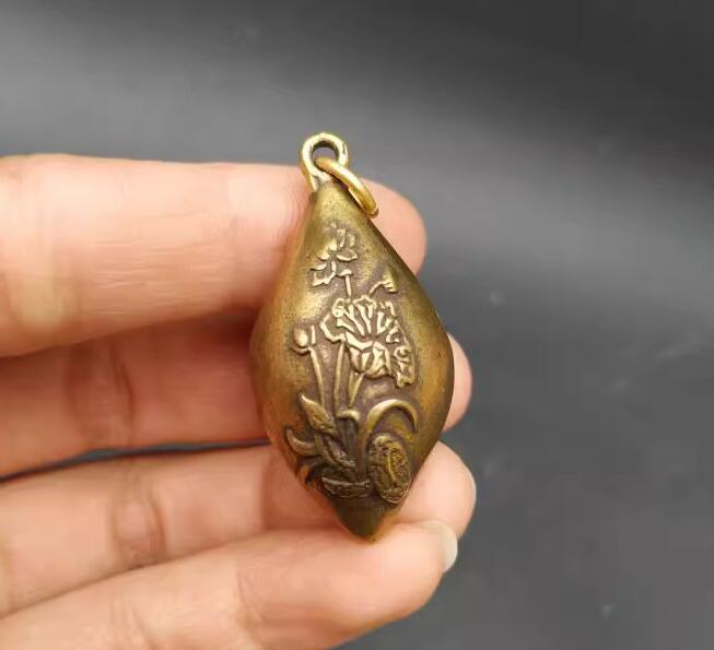 Retro Copper Ware Collection Brass Small Bell Chinese Craft Pendant