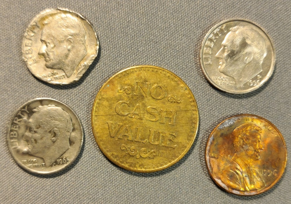 JUNK DRAWER, MISC LOT 13 COINS