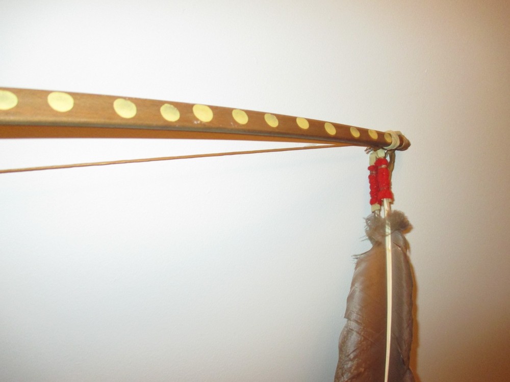 NATIVE AMERICAN BOW & QUIVER