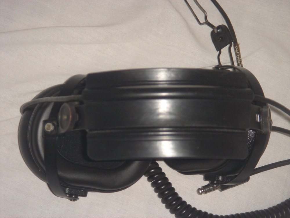 Astrocom Electronics Microphone Dynamic M-87/AIC DYNAMIC Aviation Headset
