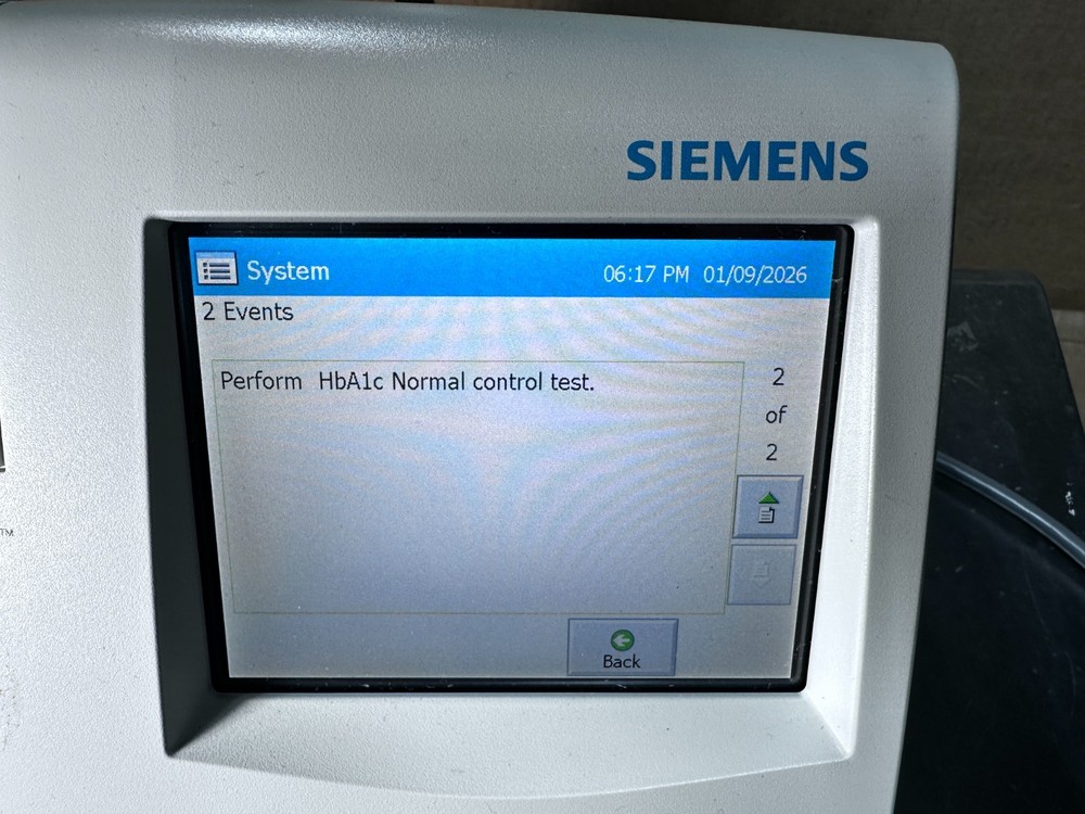 Siemens DCA Vantage Analyzer | HbA1c Testing | Tested & Powers On