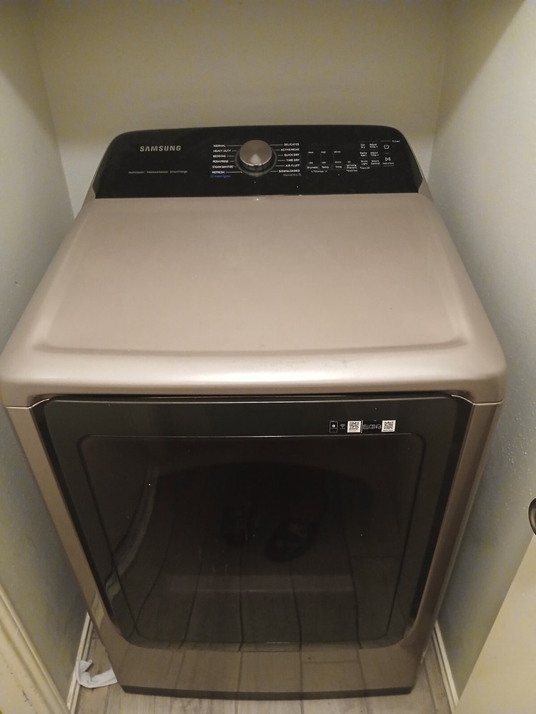 LG WASHER AND DRYER