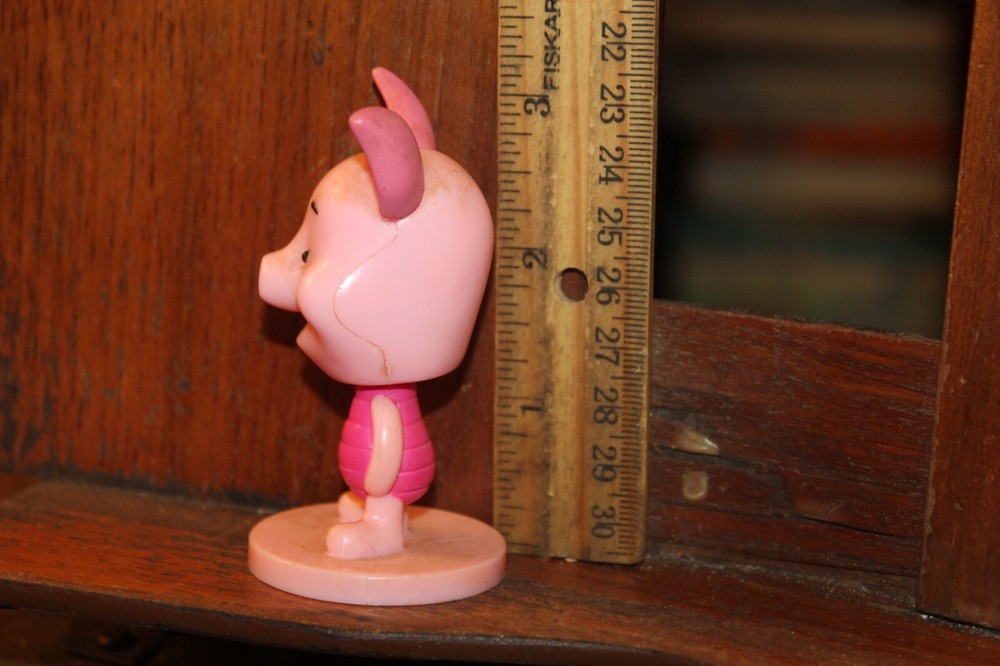 Walt Disney Bobblehead Piglet