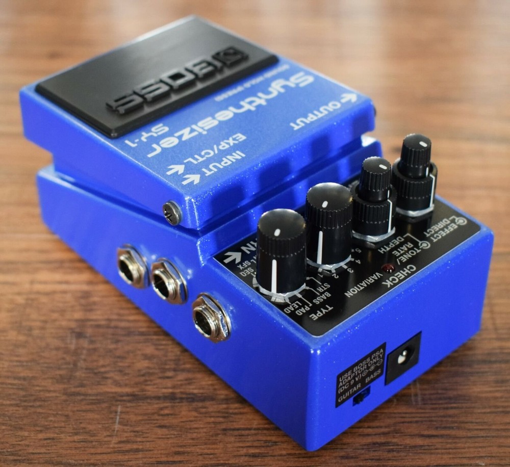 Boss SY-1 Guitar Synth Effect Pedal