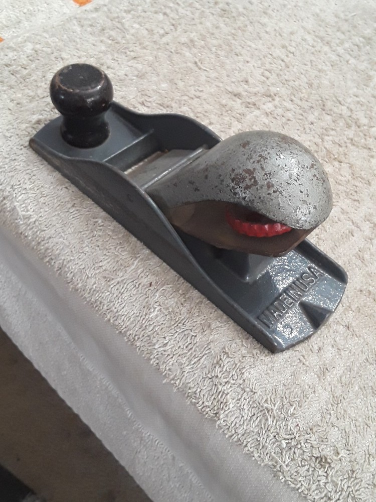 Vintage Small Hand Wood Plane 2" x 5"
