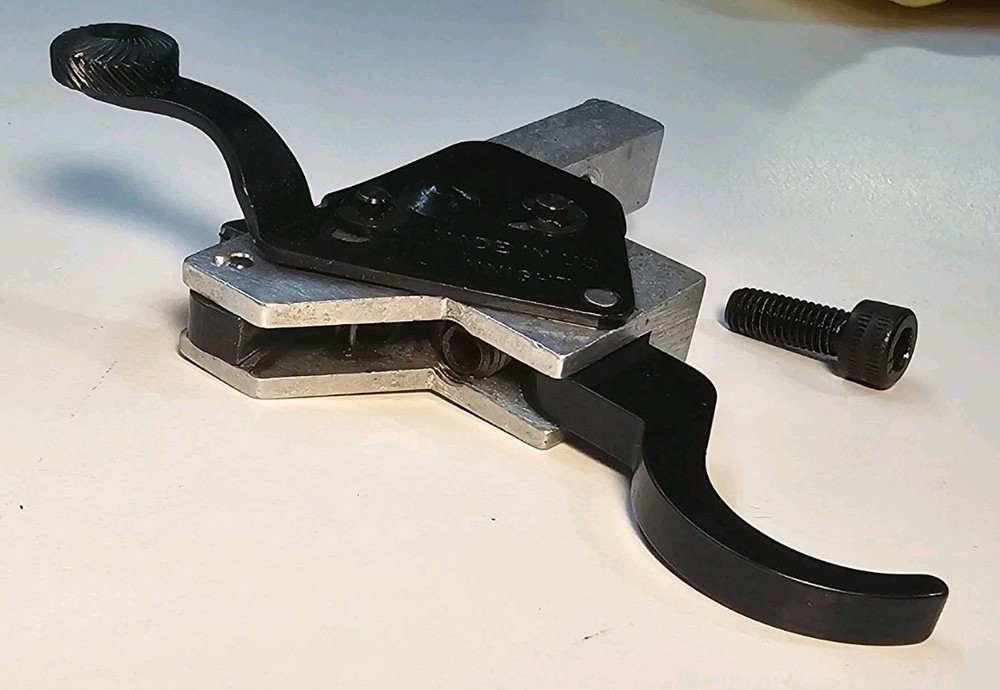 Knight Disc Elite Inline Muzzleloader Trigger Assembly With Screw (M)