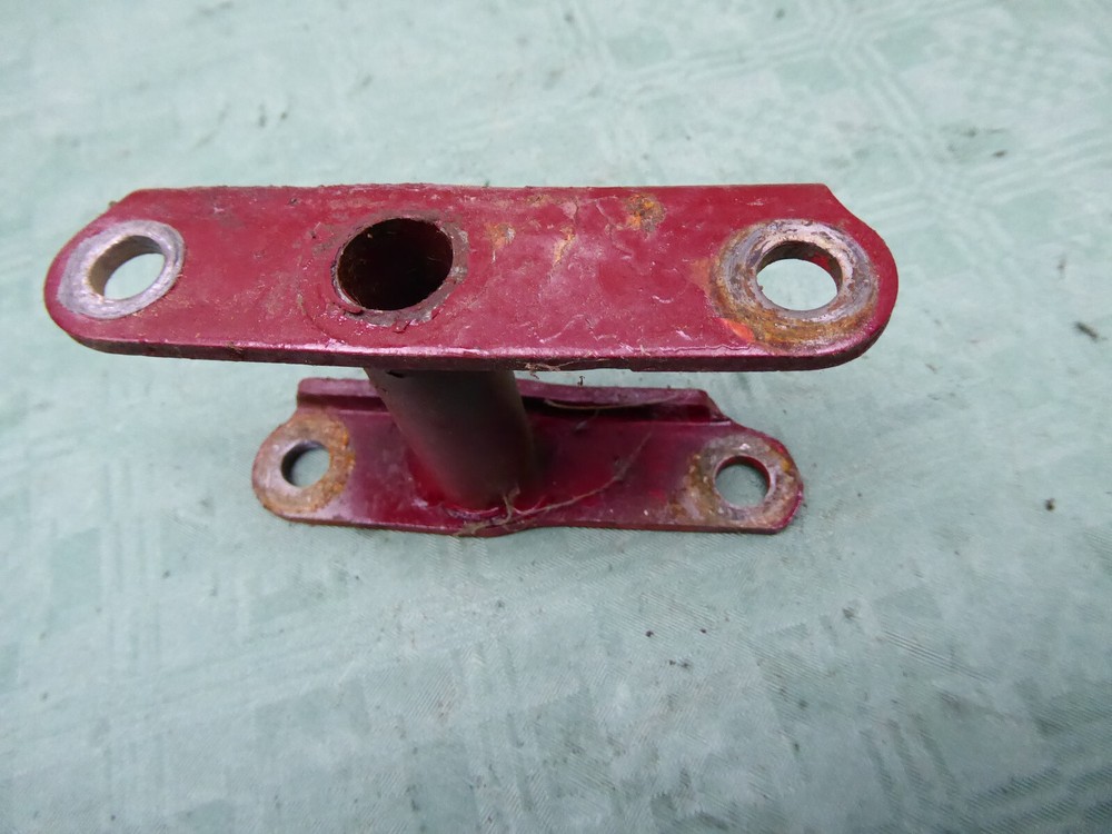 HONDA CR 250 1981 Motor Engine (Int.VMX*) Holder Bracket