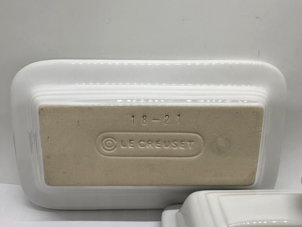 Le Creuset Butter Dish White Stoneware Rectangular Dish Retired (READ)