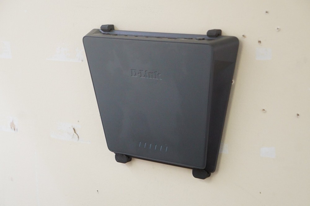 Wall Mount Ceiling Bracket for D-Link 6-Port Network Switch Fits Model DMS-106XT