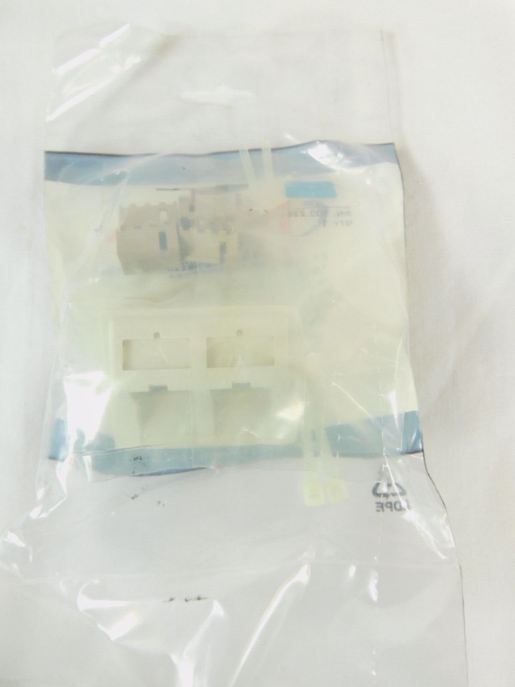 CT-5-A4-A4-02 CT Coupler Angled Double Cat5e T568B White