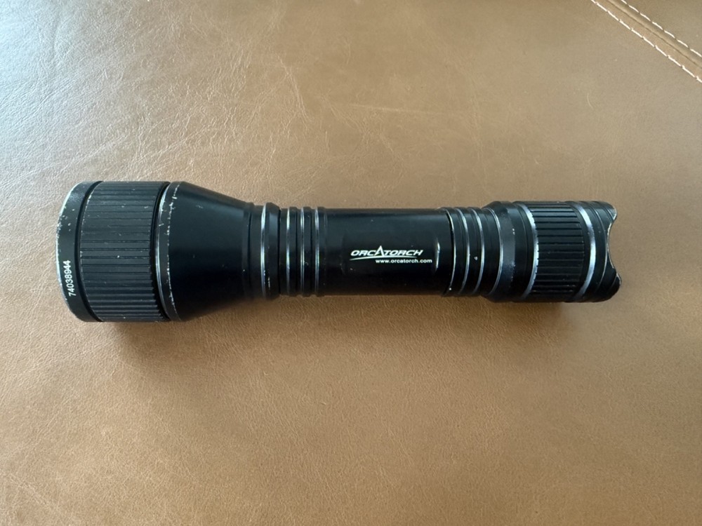 used ORCATORCH D550 Scuba Dive Light + battery