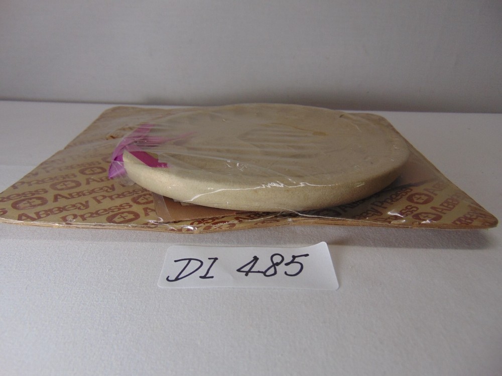 ABBEY PRESS EASTER BUNNY SHORT BREAD COOKIE MOLD NEW NOS