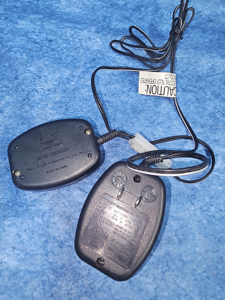 NEW BRIGHT 9.6V NiCd Rechargeable Battery Pack 4 Hour Quick Charger UNTESTED