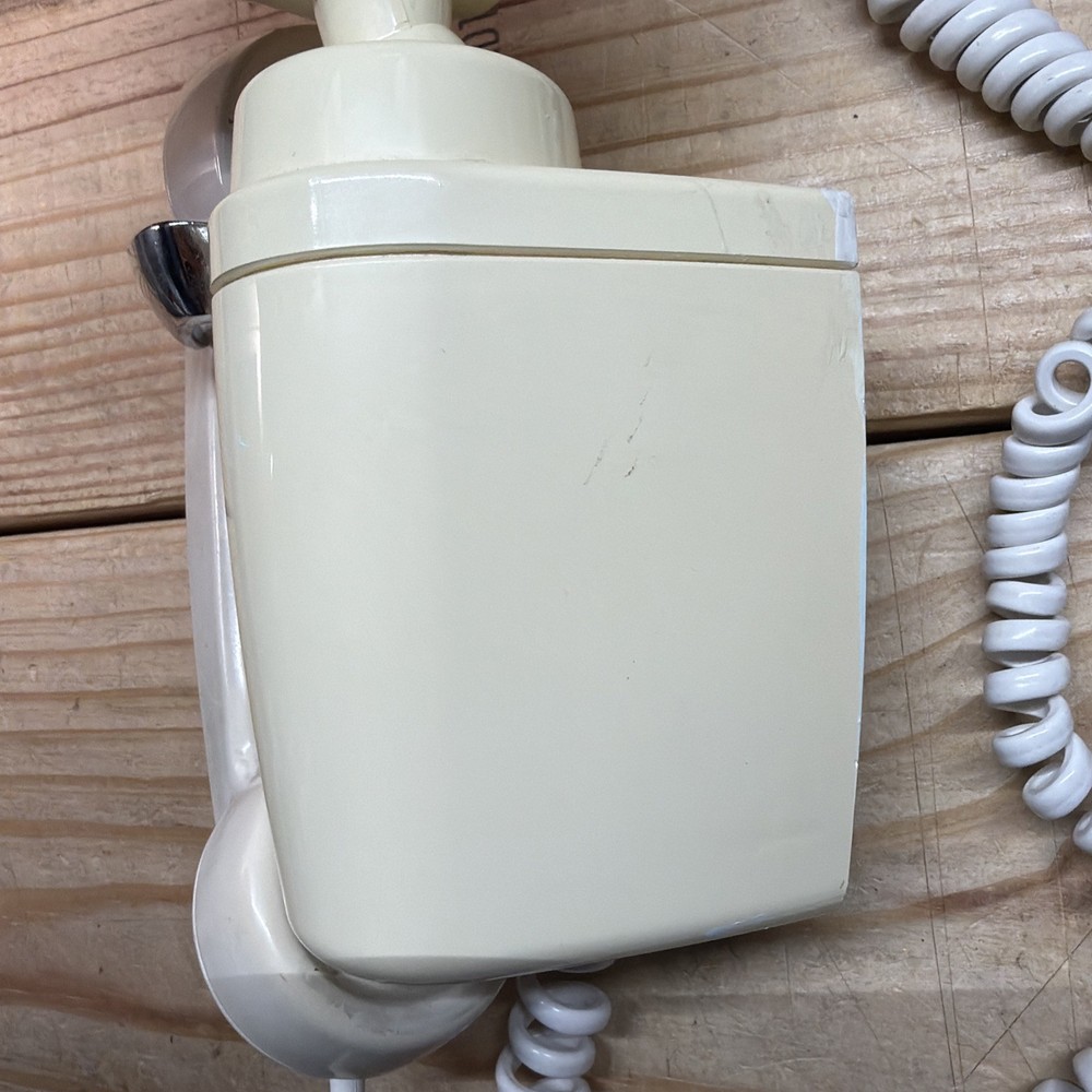 AUTOMATIC ELECTRIC SPACESAVER Wall Phone NB 830. D