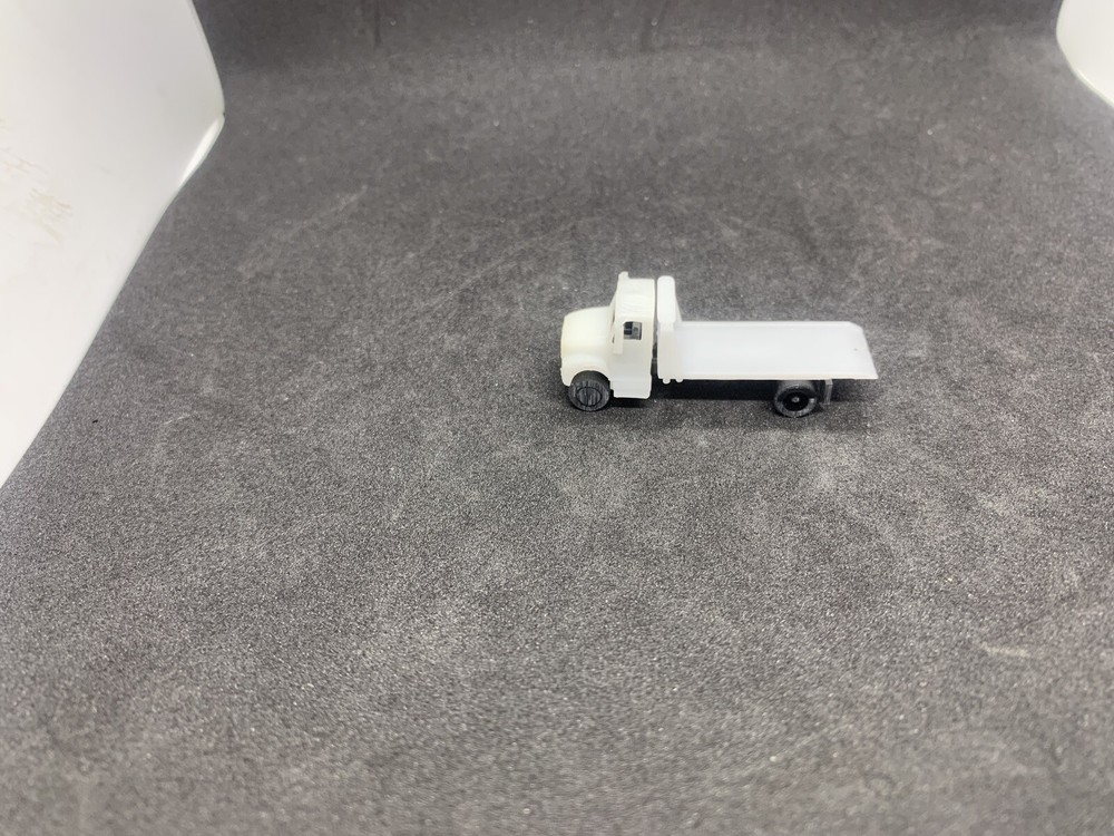 N Scale Flatbed Tow Truck