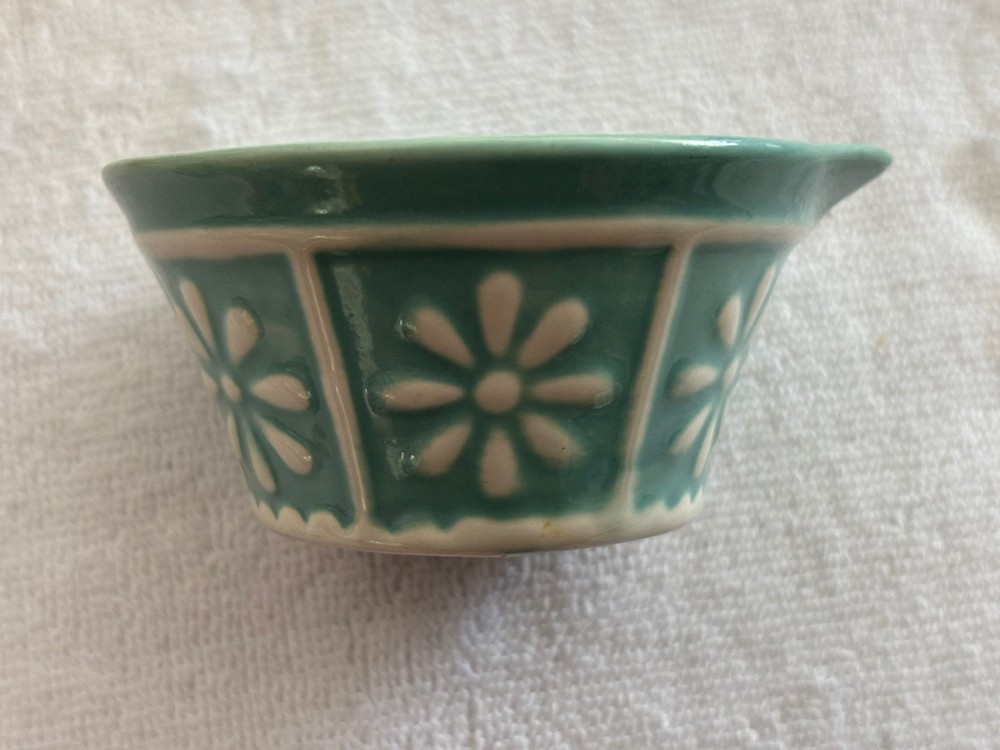 Set Of 3 Decortive Measuring Bowls