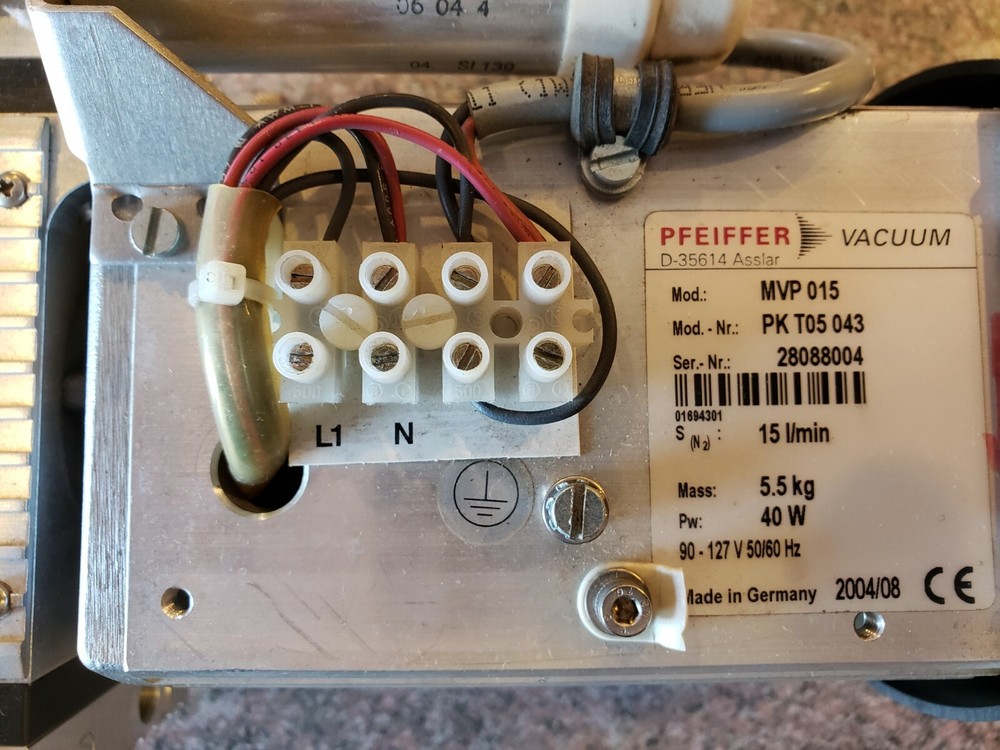 Pfeiffer MVP 015 Vacuum Pump