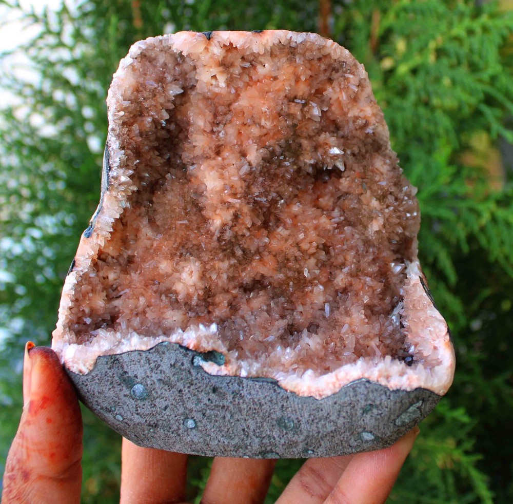 Heulandite Format On Matrix Minerals Specimen #M16