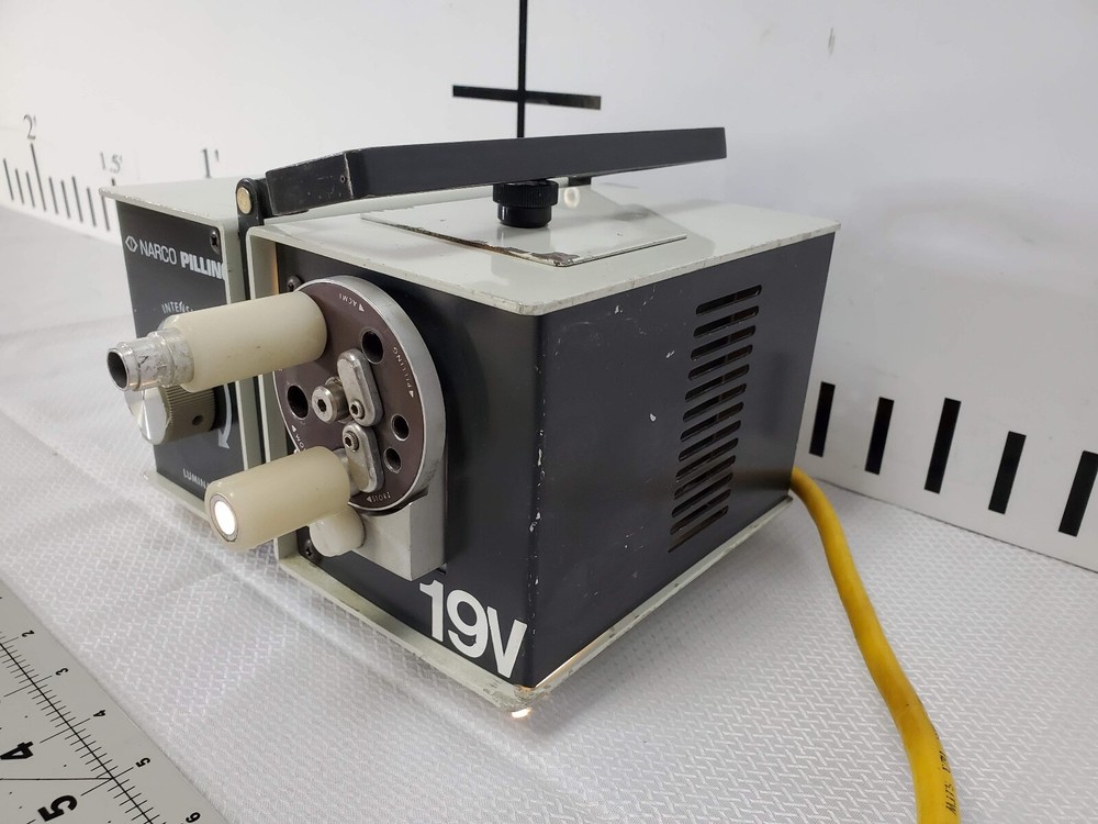 Narco Pilling 52-1147 Endoscopy Illuminator Fiber Optic Light Source