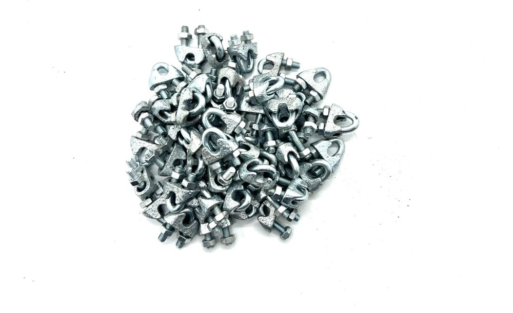 100 Malleable Zinc Plated Cable Clips for 1/8" Cable