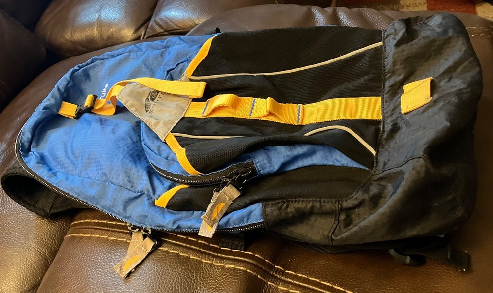 Go-Lite Daypack Backpack, Hiking/Camping/Outdoors, Great Condition