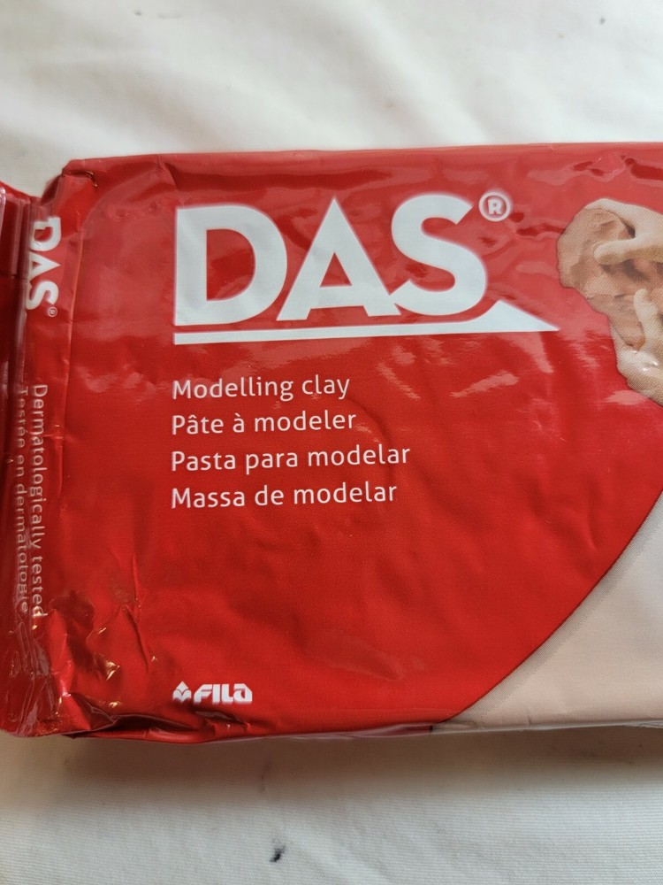 DAS MODELLING CLAY WITH 8pc POTTERY TOOL KIT