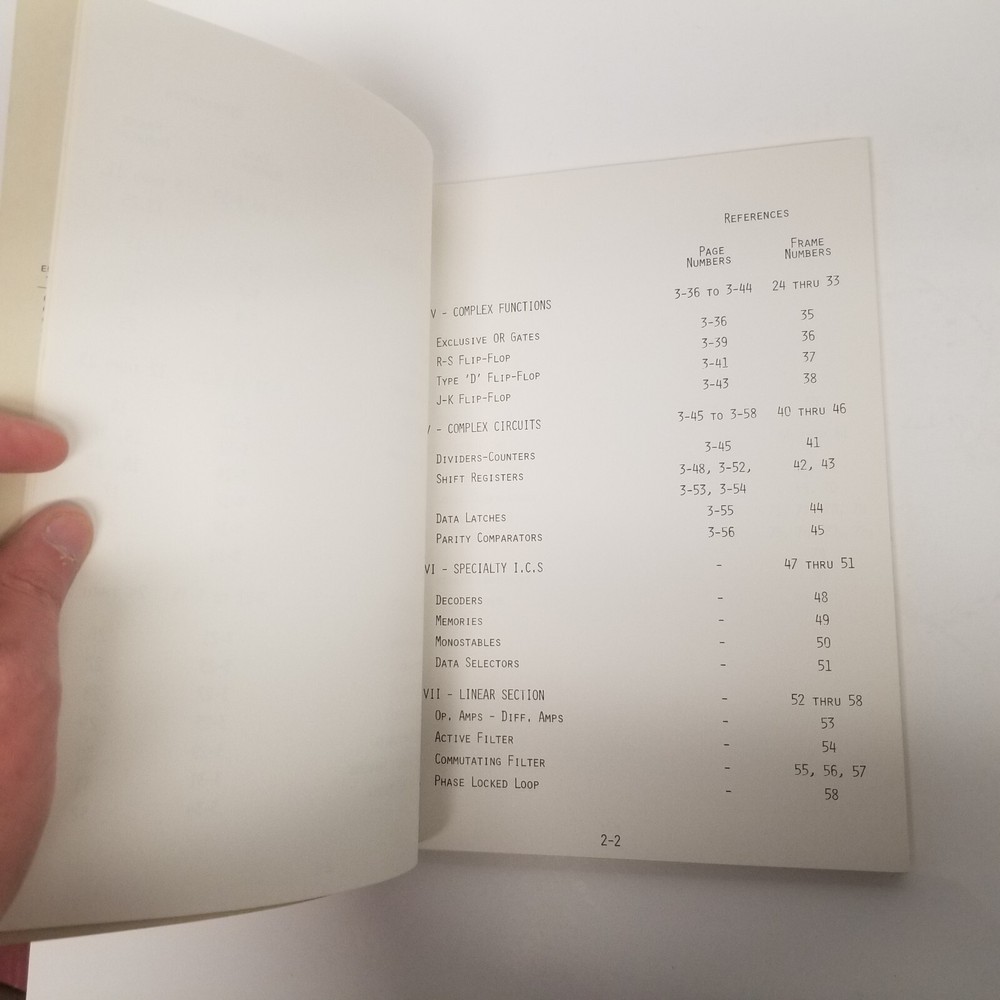 Vintage Motorola MAV-PACK Technical Training Manual, Integrated Circuits & Logic