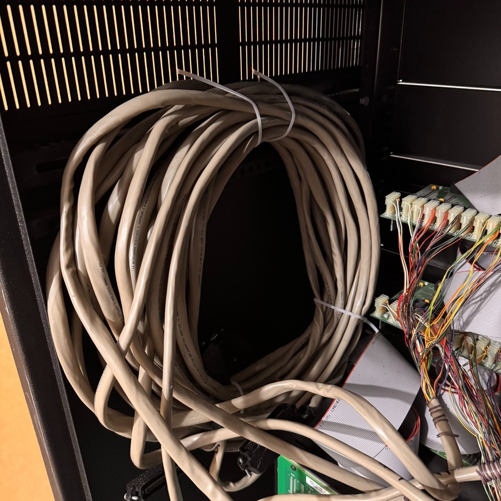 Bogen Multicom 2000 Controller Chassis Cabinet Intercom + 7 Cards (80 Stations)