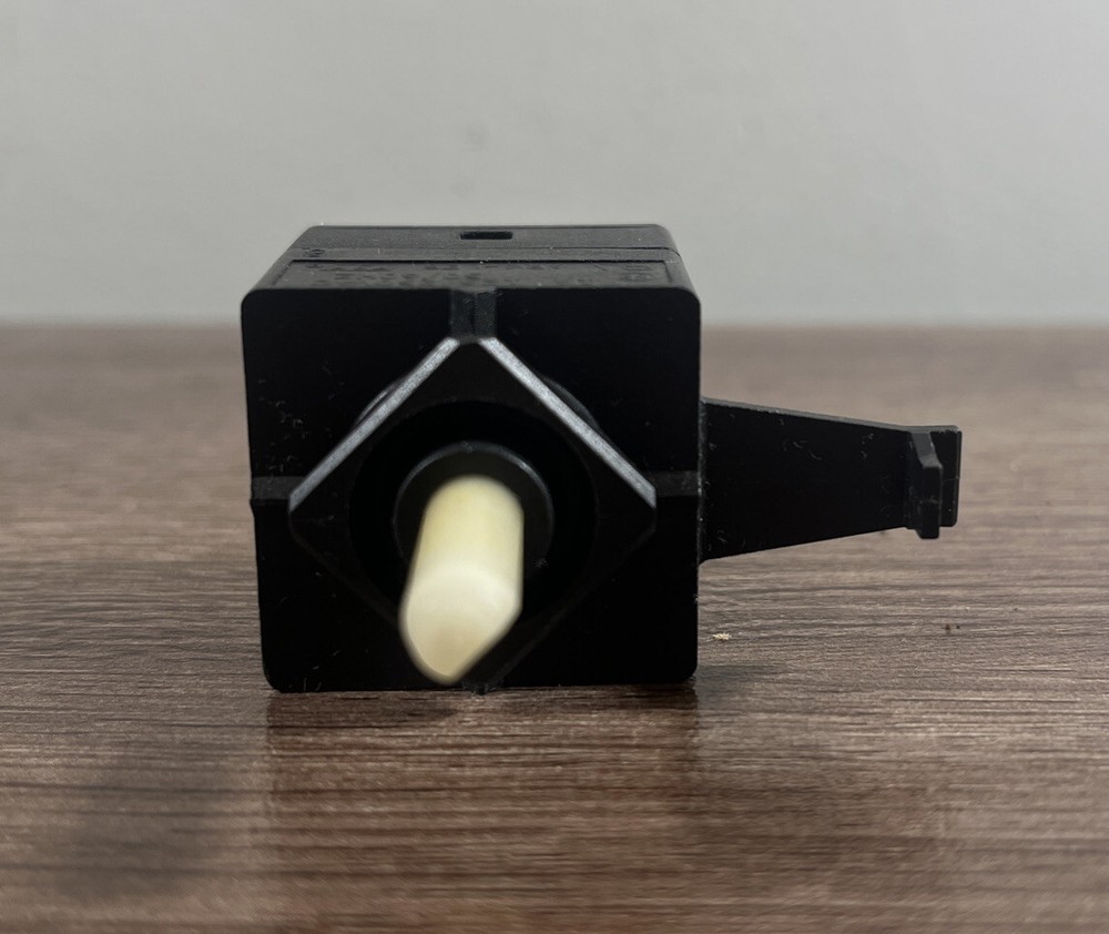 Genuine OEM Whirlpool 3405151 SWITCH DR