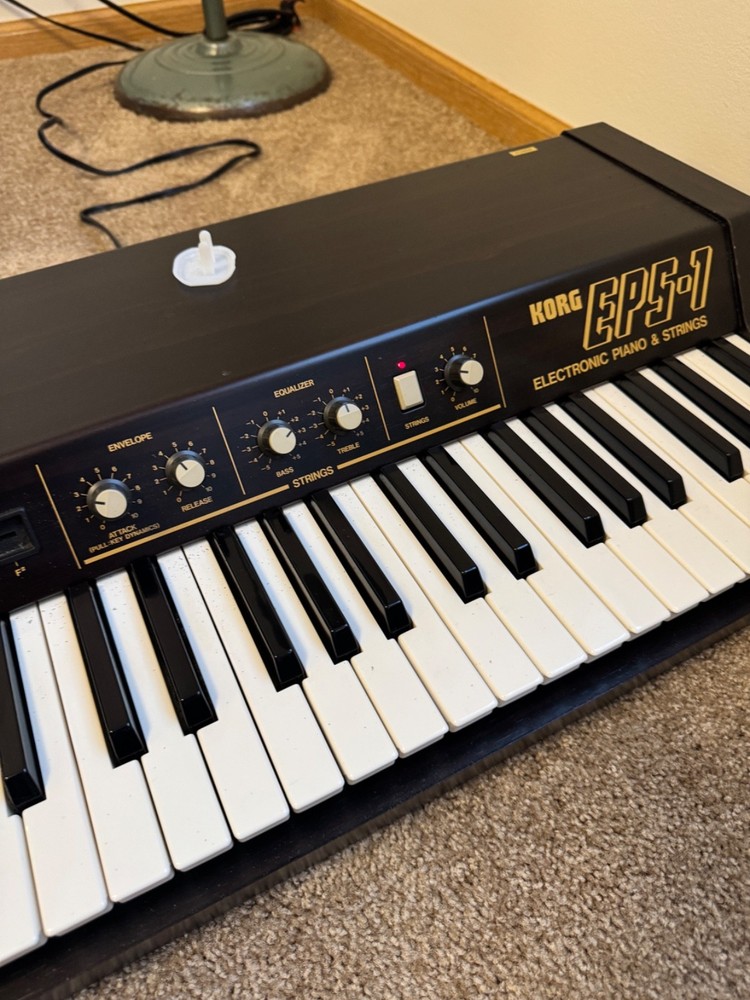 korg eps-1 synth