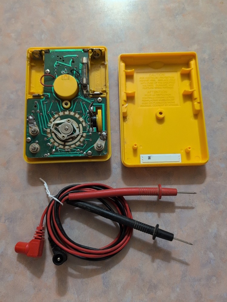 Sperry Instruments Volt Ohm Meter Multi Tester SP-152A with Cables