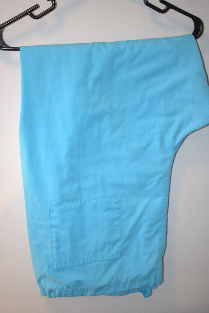 2xl scrub set Floral with light blue drawstring pants scrub set