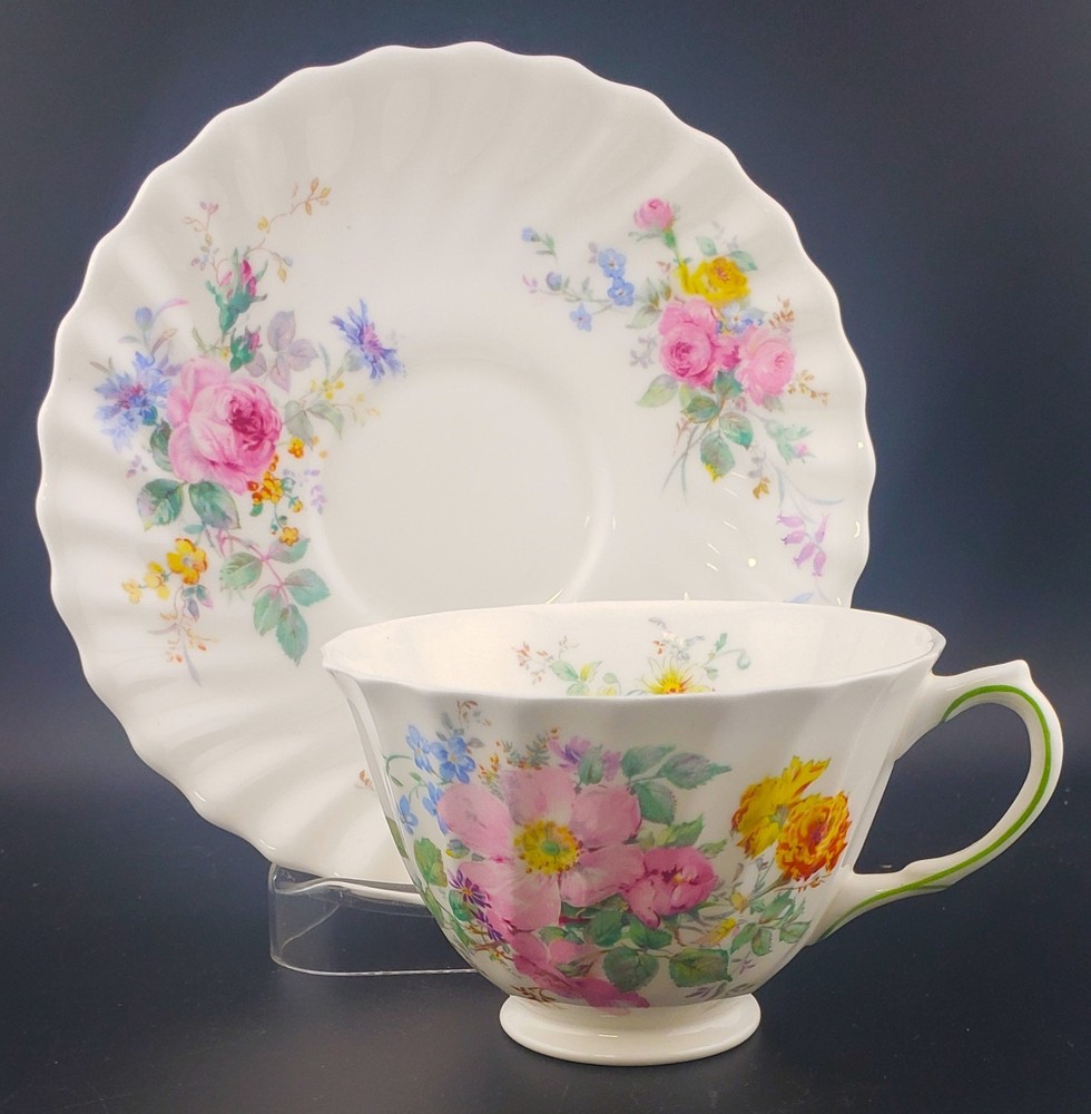 Royal Doulton Arcadia (Older) Place Setting (5 Piece)
