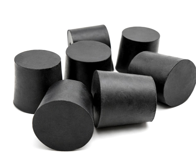 1" Solid Rubber Stopper No Hole #5 Tapered 23–27mm Lab Plug