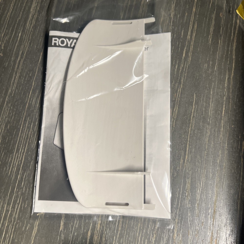 Royal APF300 Automatic 3-Sheet Letter Folder 1500 Sheets Per Hour Tested Clean