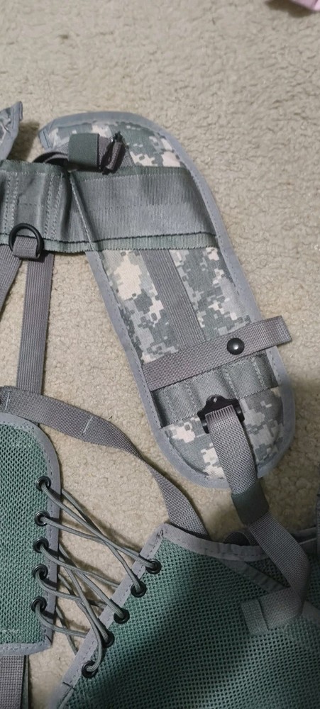 USGI MOLLE Medic Vest UCP Experimental