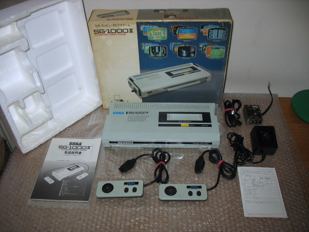 BOXED SEGA SG 1000 II CONSOLE JAP IMPORT!